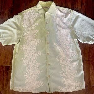 Tommy Bahama Hawaiian Shirt Size L 100% Silk Floral